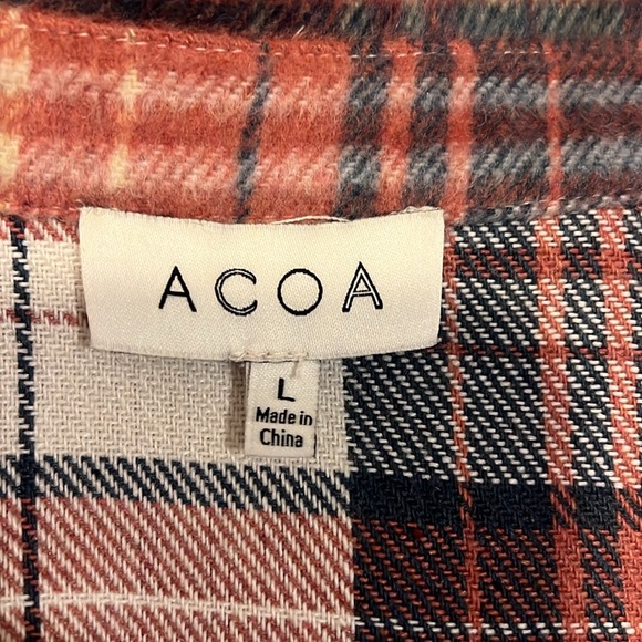 Vici | Plaid Shacket size Large - Picture 9 of 14